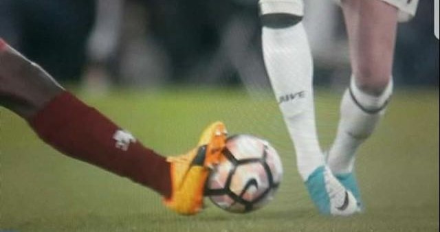 acquah pallone.jpg